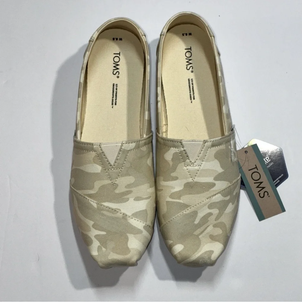 TOMS Alpargata Egret Camo Slip On Womens 8.5 NIB Beige Flats Casual